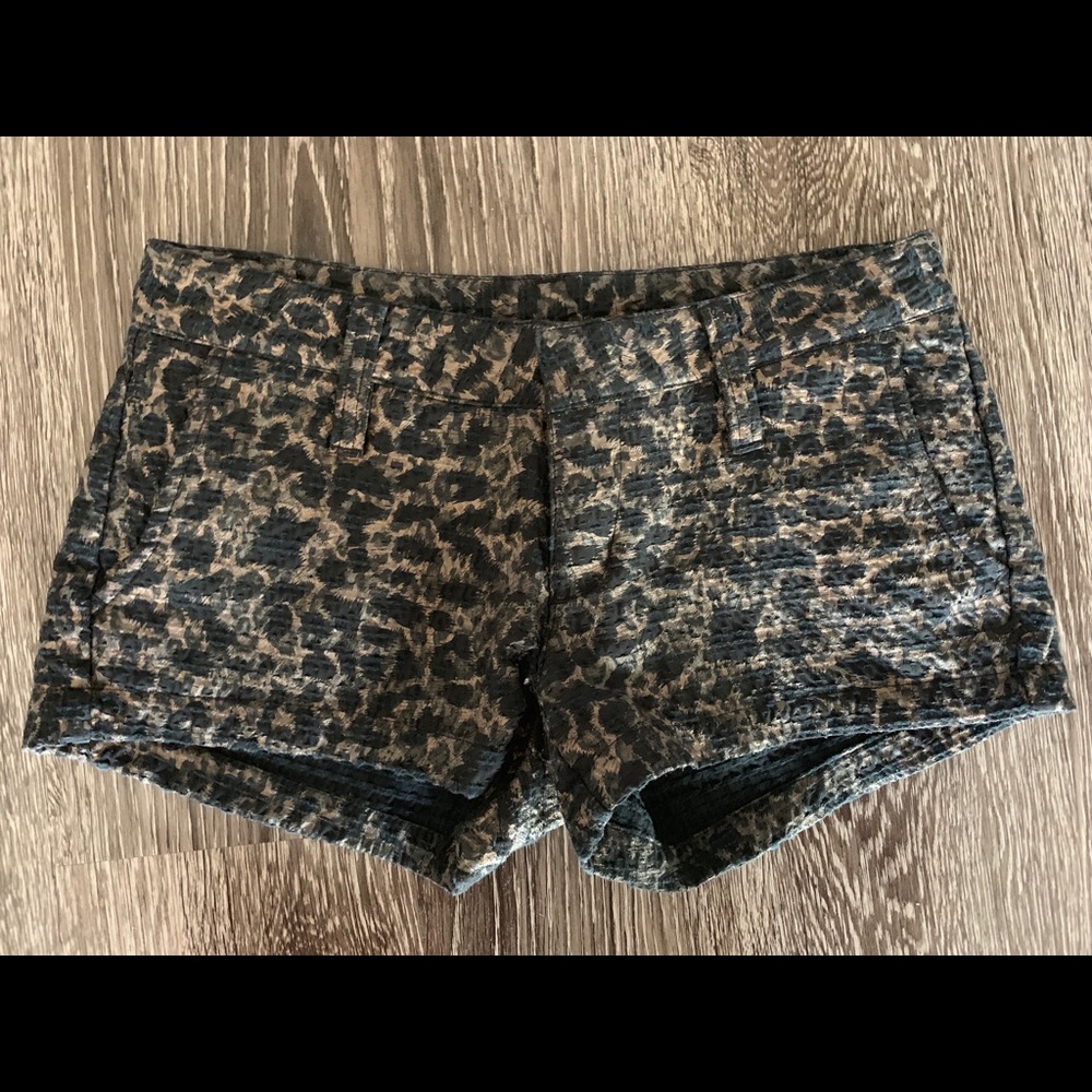 Hurley Leopard Shorts